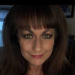 Maureen Garretson's Instagram, Twitter & Facebook