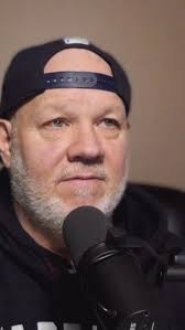 Ever notice that some of the most successful people aren't the smartest in  the room? They've learned something better — the power of people. In this  episode of the Packing Peanuts Podcast,