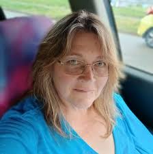 Gently used small kitchen table and 2 chairs for sale