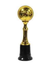 Erster sieg nach 273 tagen: Fussball Pokal Fussball Trophae Gold 21cm Gunstige Faschings Partydeko Zubehor Bei Karneval Megastore