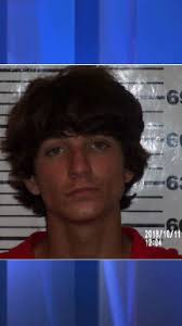 Police: Man hit female officer with vehicle in Morehead City