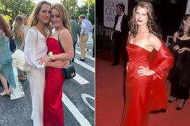 Brooke christa shields is an american actress and model. Brooke Shields Daughter Wore Her Mom S 1998 Golden Globes Dress To Prom Ew Com