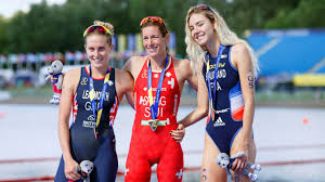There was a bit of mind games, nobody wanted to lead, so i said, 'come on, gwen, i've already got a medal so. Ein Drittes Wunder Erst Fehlgeburt Jetzt Baby Gluck Olympiasiegerin Nicola Spirig Im Wechselbad Der Gefuhle