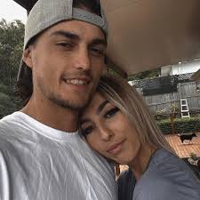 Does anyone have an oil pump for a Weber 2100?