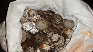 Such a metal detector is suitable for searching for gold and gold nuggets. How To Make Money Searching For Treasures With A Metal Detector