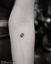 Black And White Ladybug Tattoo Ideas Lil Ladybug Tattoo On Adelaide Kane Lady Bug Tattoo Bug Tattoo Ladybird Tattoo