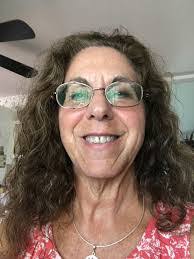 Sue Lucia's Instagram, Twitter & Facebook