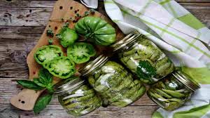 Maybe you would like to learn more about one of these? Pomodori Verdi Alle Erbe Ed Acciughe Sott Olio Una Conserva Saporita