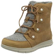 Falda corta verde tipo combinación con acabado satinado brillante de asos design petite. Botas De Nieve Calzabotas