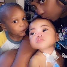 Derrick Blackmon's Instagram, Twitter & Facebook