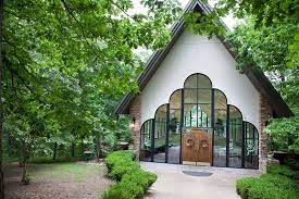 Stonegate Glass Wedding Chapel Missouri Glass Chapel Chapel Wedding Missouri Wedding Venues