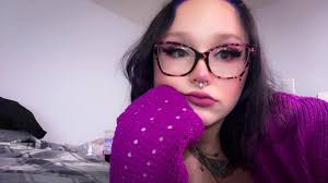 I AM HUNGRY 😋 Artist: deadassspider