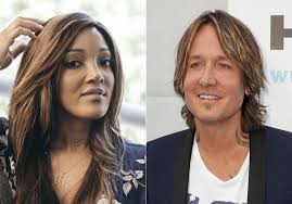 Reviewed in the united states on october 11, 2002. Keith Urban Mickey Guyton Have Chemistry As Acm Hosts