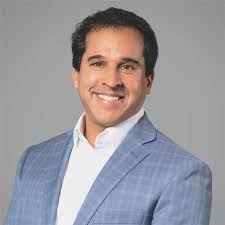 Kelly Vieira Email & Phone Number