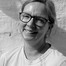 Lisa Baxter's Instagram, Twitter & Facebook