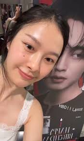 𝓟𝓱𝓸𝓷𝓮... (slow) (@Ppsk178)