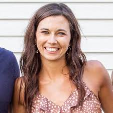 Cindy Beck's Instagram, Twitter & Facebook