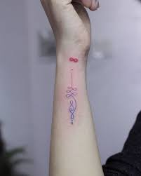 32 Meaningful Unalome Tattoo Designs Tattooadore Unalome Tattoo Unalome Tattoo Design Unalome Tattoos