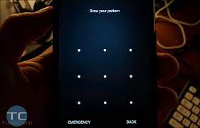Turn off your phone by holding down the power button. How To Switch To Unlock Pattern Instead Of Password Pin On Huawei Emui 10 9 8