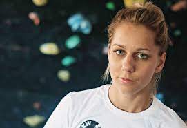 Professional sport climber olympian tokyo2020 double world champion and european champion. Aleksandra Miroslaw Artykuly Kurier Lubelski