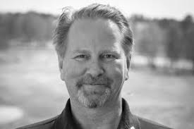 Midnattsgolf på GolfStar Kista Golfcenter