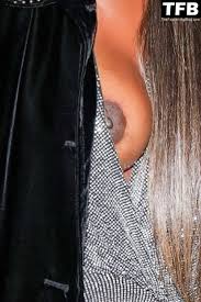 Chelsea Lazkani in a pink bikini