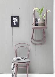 pin van lisa van der plas op homesick stoelen decoraties pastel interieur