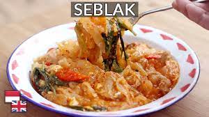 Angkat dan seblak goreng kwetiau telur asin siap disajikan selagi hangat. Resep Seblak Kwetiau Kenyal Kenyal Pedas Nampol Youtube