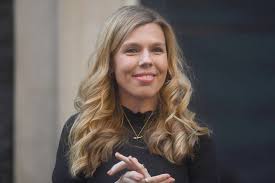 Carrie symonds is not some ingenue blond playmate of a rich and powerful older man. 2oxxoyxfsetiam