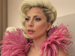 Betty Avilés con Terramar