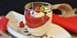 Memberikan panduan dan resep lengkap kepada peserta untuk membuat puding buah naga. 10 Cara Membuat Puding Susu Yang Lembut Dan Praktis Bisa Dicoba Di Rumah Merdeka Com