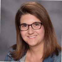 Lindsay Knowles's Instagram, Twitter & Facebook