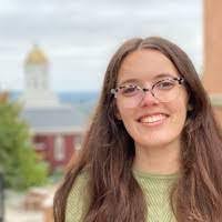 Meredith Norris's Instagram, Twitter & Facebook