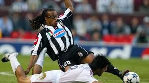 Edgar davids juventus italy calcio lotto 2001 player vtg football shirt jersey. Edgar Davids Si Fa Di Ancora Espellere A 47 Anni