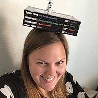 Giza og Marionetterne by Maria Simonsen