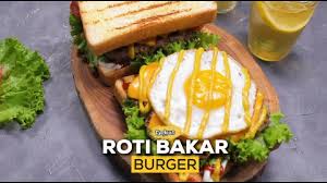 Selain roti bakar cokelat dan roti bakar keju, banyak varian lain yang bisa dibuat untuk menu sarapan.berikut beberapa varian resep roti bakar sederhana yang rasanya nggak cuma cokelat atau keju saja. Resep Roti Bakar Burger Youtube