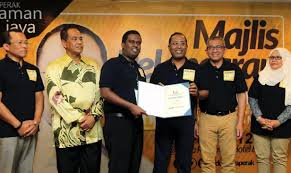 Untuk memudahkan semue yang ke blog awok ni. Perak Negeri Pertama Adakan Persidangan Dun Belia