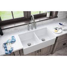 Elkay commercial sinks can be found in public spaces such as classrooms, office buildings, health care facilities, parks and recreation areas and more. Reviews For Elkay Burnham White Fireclay 33 In Double Bowl Farmhouse Apron Kitchen Sink Hddb3318fc The Home Depot