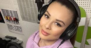 Přeji ti, aby tě láska, smích, zdraví a boží požehnání doprovázelo po celý život. Monika Bagarova Ukazala Foto Dcery Tu Zmenu Zbadal Kazdy