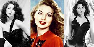 Nos idées de coupes courtes pour femme · 1 · 2 · 3 · 4 · 5 · 6 · 7. Les Coupes De Cheveux Courts Des Femmes Des Annees 1940 Beaute Valley