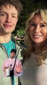 Christina Bowden's Instagram, Twitter & Facebook