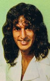 David Henman's Instagram, Twitter & Facebook