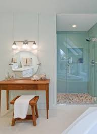In fact, seashell and ocean life designs can be present on curtains, linens, shower curtains, bath mats, and furniture cushions. 33 Modern Bathroom Design And Decorating Ideas Incorporating Sea Shell Art And Crafts