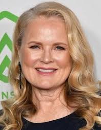 Suzanne Todd's Instagram, Twitter & Facebook