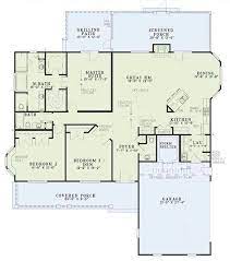 I Like This Not Brooke One Level House Plans Country Style House Plans Dream House Plans