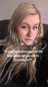 Farrah Bell (@farrah_bell)