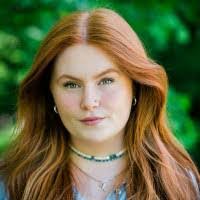 Ella Kenny's Instagram, Twitter & Facebook