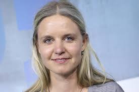 Barbara Springer's Instagram, Twitter & Facebook