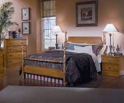 Four poster queen bed wood frame solid beds cairns city home. Carolina Furniture Carolina Oak 4 Piece Poster Bedroom Set In Golden Oak
