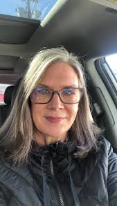 Amanda Cowperthwaite's Instagram, Twitter & Facebook